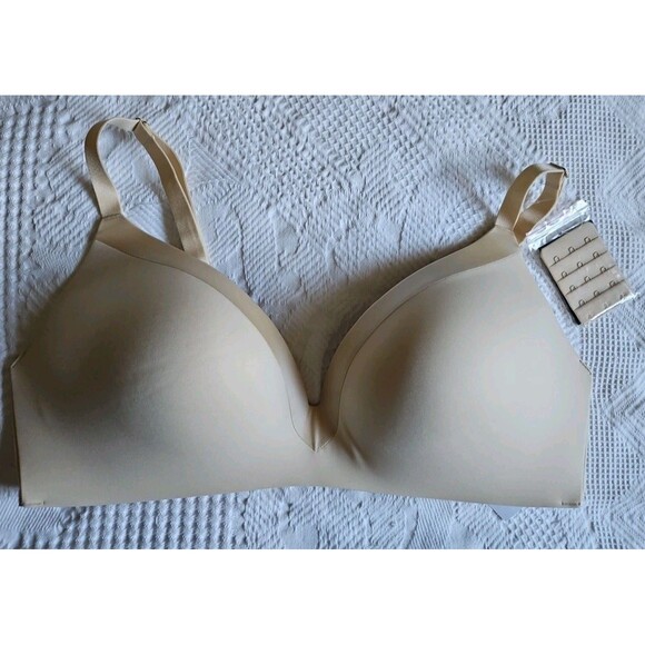 NWT UNDEROUTFIT Satin Grace Bra #1258 SAND 3D Molded $69 Sz 2XL 42 DD/ E - Picture 4 of 8